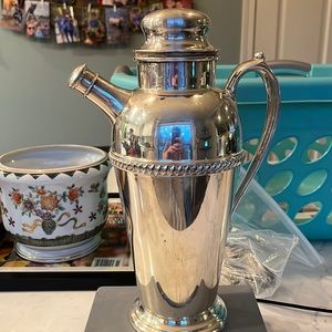 Silver-Plated Cocktail-Shaker